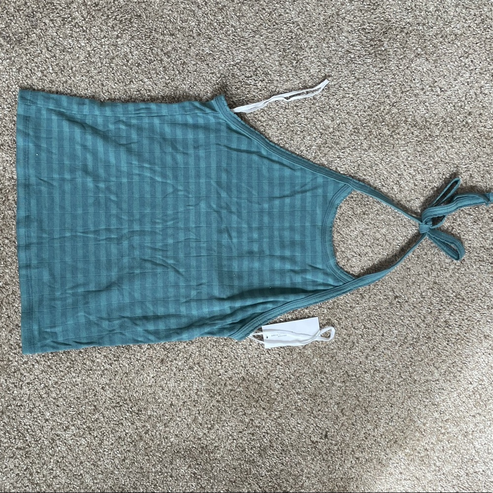 Halter top